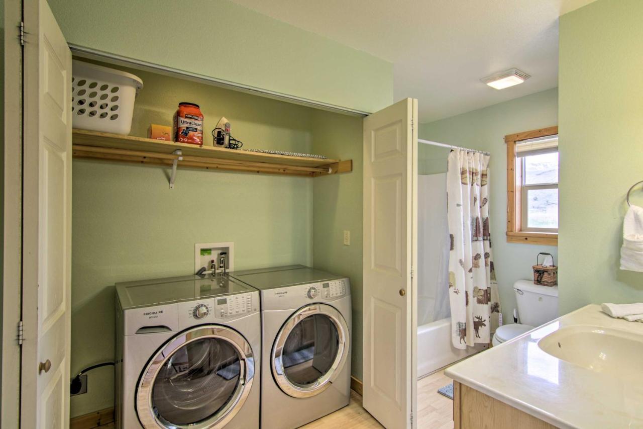 Airy Emigrant Townhome With Sweeping Mtn Views! Esterno foto