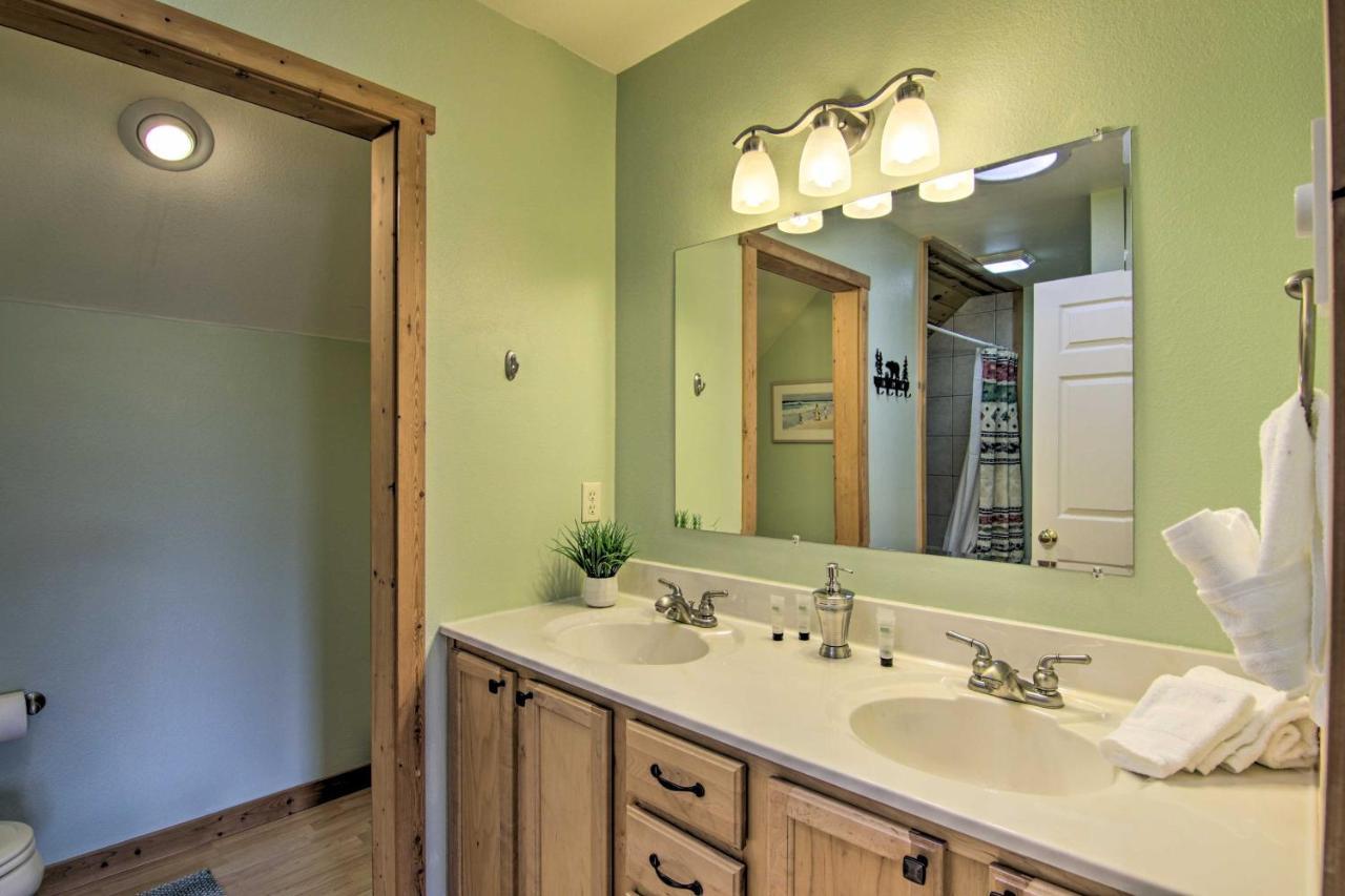 Airy Emigrant Townhome With Sweeping Mtn Views! Esterno foto